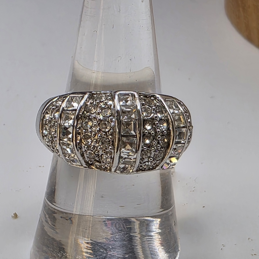 Elegant Silver Women's Ring (116)